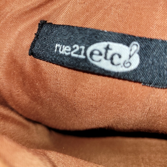 Handbag - Picture 2 of 3